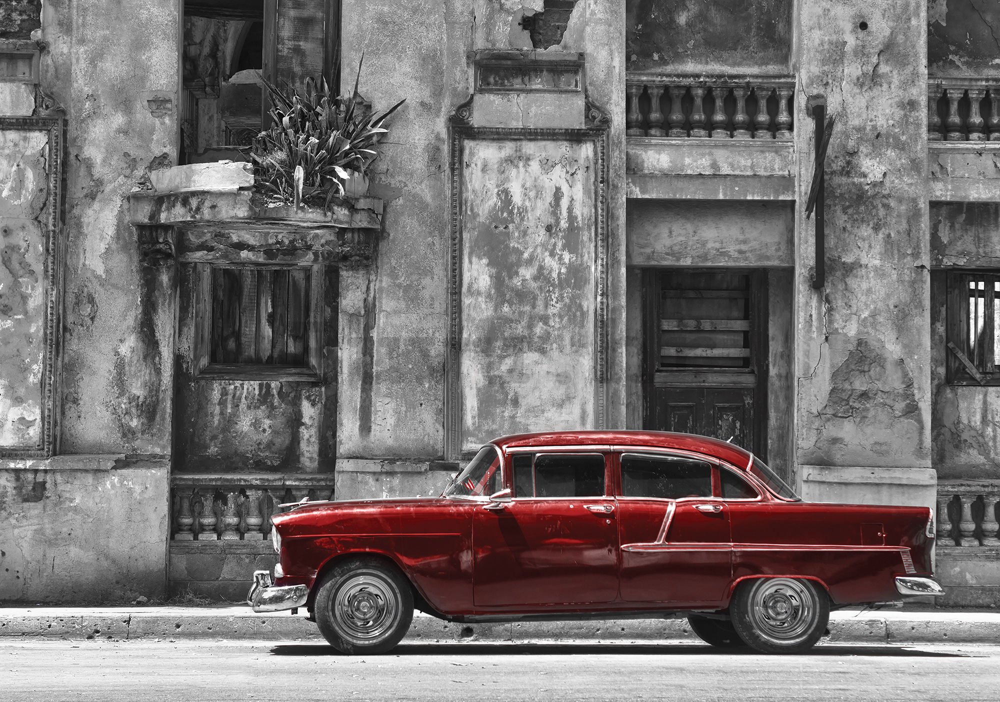 Foto tapeta: Kubanski ulični crveni automobil - 104x152,5 cm