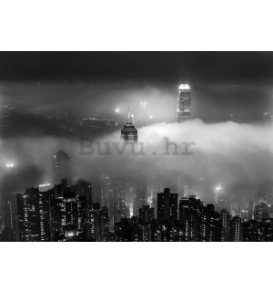 Vlies foto tapeta: Noćni grad u magli (crno-bijelo) - 416x254 cm