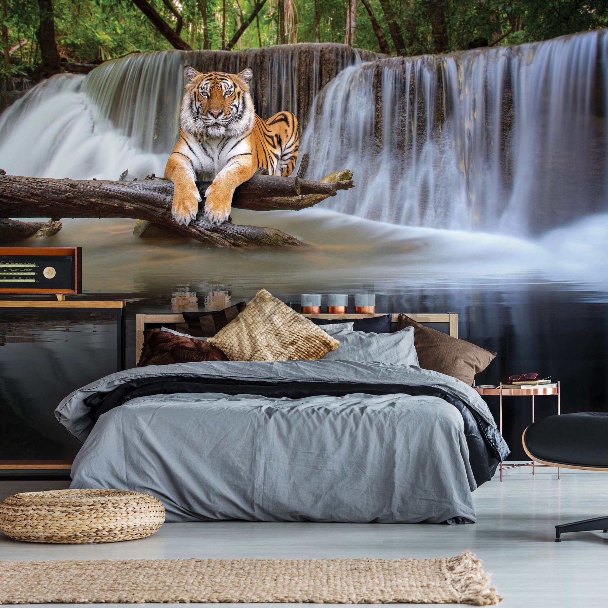 Vlies foto tapeta: Tigar na vodopadu - 254x184 cm